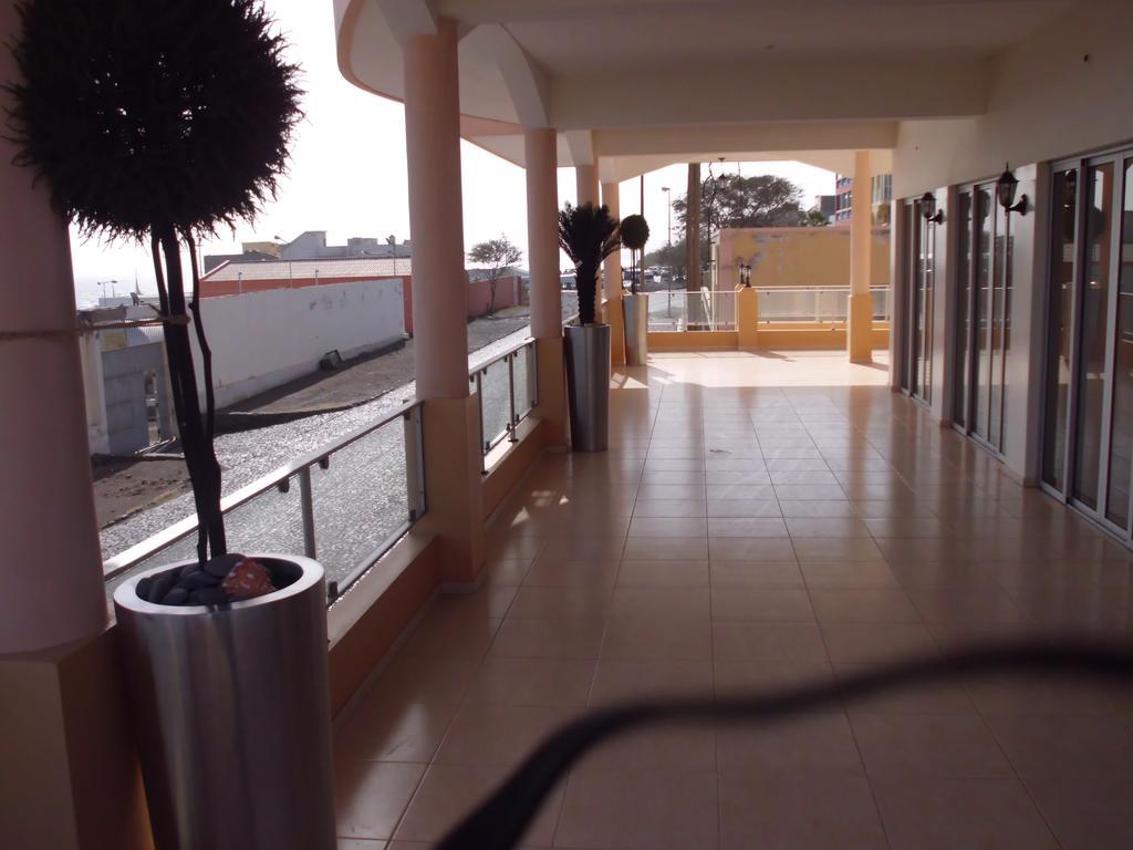 Restaurante Residencial Nova Cidade Porto Novo  Exterior photo