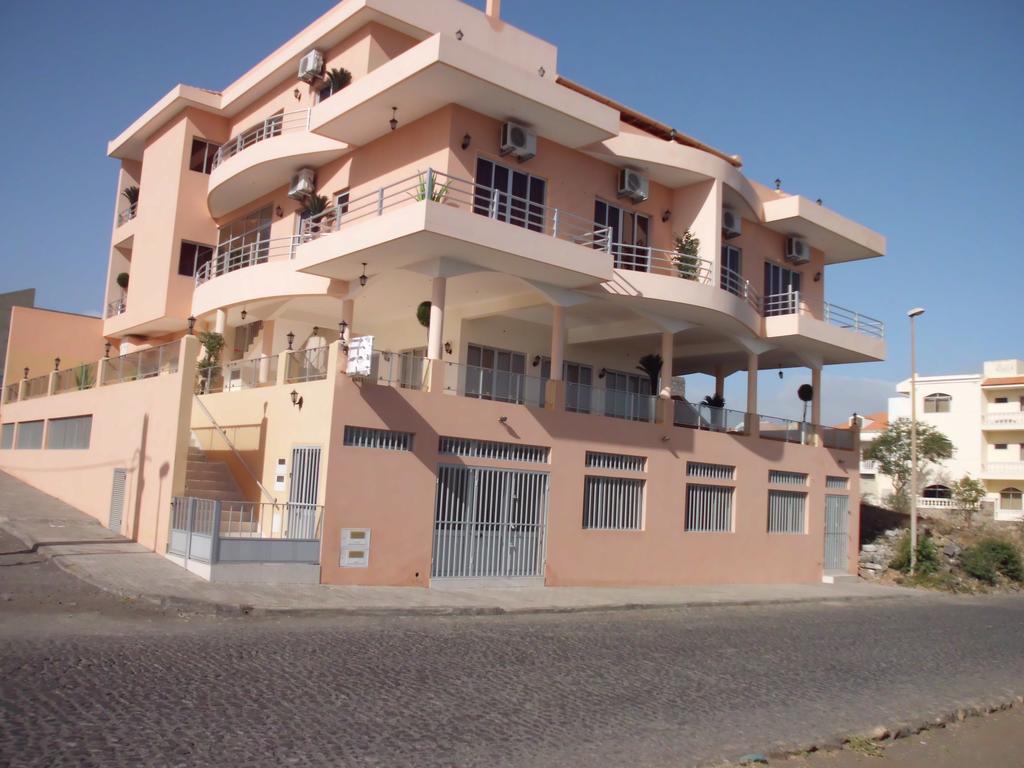 Restaurante Residencial Nova Cidade Porto Novo  Exterior photo